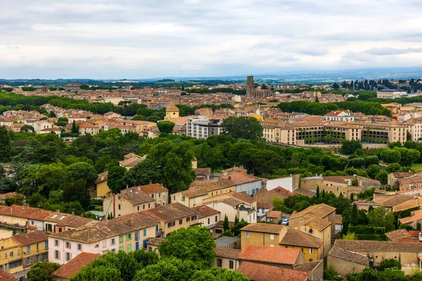 Saint-Vincent Kilisesi 'nin Carcassonne Sitesi' nden yönettiği Bastide Saint-Louis Panoramik Manzarası