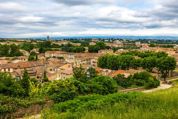 Saint-Vincent Kilisesi 'nin Carcassonne Sitesi' nden yönettiği Bastide Saint-Louis Panoramik Manzarası