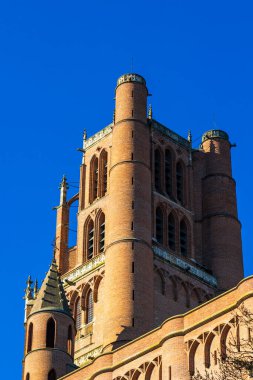 UNESCO 'nun Dünya Mirası Bölgesi Albi' deki Sainte-Cecile Katedrali 'nin Brick Bell Kulesi.