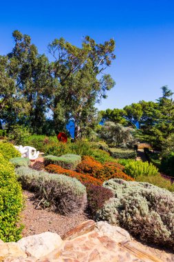 Akdeniz manzaralı Kaptan Roig Botanik Bahçesi