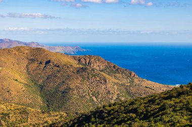 Sant Pere de Rodes Manastırı 'ndan Akdeniz Panoraması (Costa Brava)