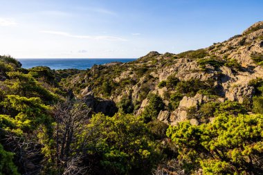 Cap de Creus 'un Costa Brava, İspanya' daki Kadavra yakınlarındaki manzarası