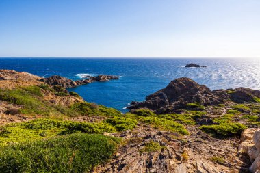 Cap de Creus 'un Costa Brava, İspanya' daki Kadavra yakınlarındaki manzarası