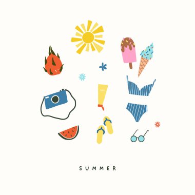 Yazlık plaj eşyaları mayo, fotoğraf makinesi, tahtalar, güneş, karpuz.