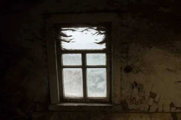 Una Casa Muy Antigua Casa Abandonada Web Vintage Ventanas Una — Foto de Stock