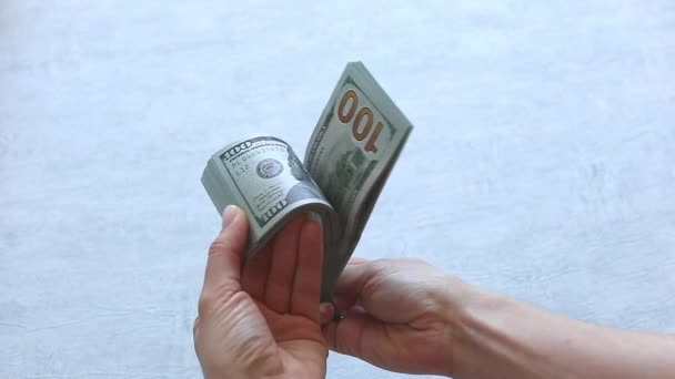 Close Handen Geld Tellen Amerikaanse Dollars Geld Tellen Amerikaanse Dollars — Stockvideo