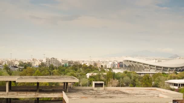 Προβολή του Μικρολίμανου στον Πειραιά στην Ελλάδα. Ένα τοπίο θέα στο διάσημο λιμάνι. — Αρχείο Βίντεο