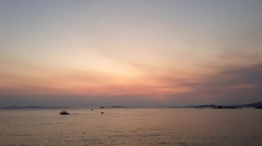 Su sporu aktiviteleri, sahilde eğlenmek..