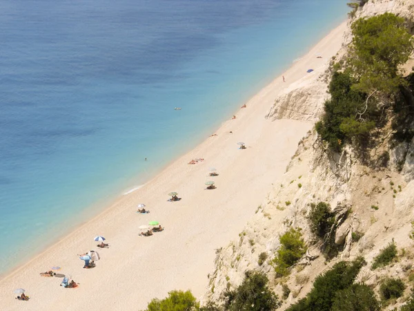 Playa exótica en Ionion Greece.Greek playa llamada "Egremni ". — Foto de Stock