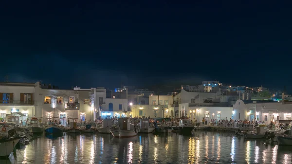 Paros, Grecia, 08 de agosto 2015. Naoussa vida nocturna en la isla de Paros en Grecia . — Foto de Stock