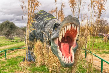 Atina, Yunanistan 17 Ocak 2016. T-rex portre Yunanistan dinozor parkında.