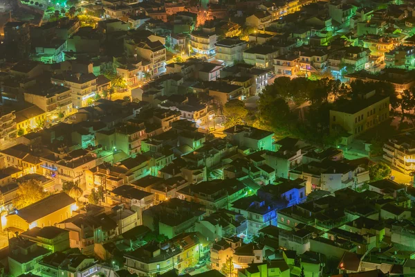 Vista nocturna de la ciudad de Nafplio en Grecia . — Foto de Stock