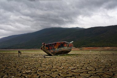 Lago için yapılan secca barca abbandonata