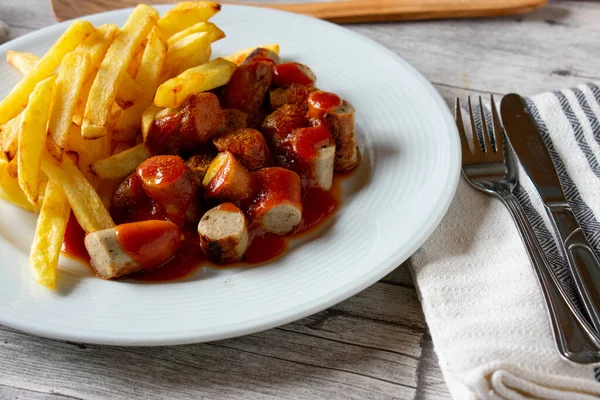 Currywurst Fraîchement Cuit Fait Maison Avec Des Frites Repas Restauration — Photo