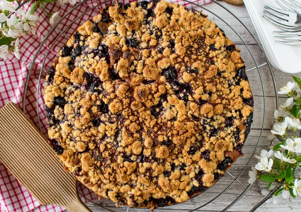 Torta Tradizionale Tedesca Ciliegie Sbriciolate Fatta Con Ciliegie Acide Servita — Foto Stock