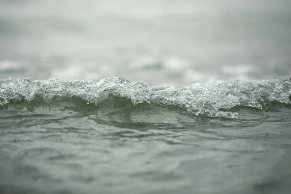 Close Sea Wave Pleasant Blue Green Tones Low Angle View — Stock Photo, Image