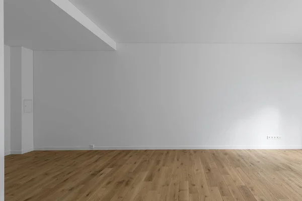 Empty Minimalist Μοντέρνο Δωμάτιο Λευκούς Τοίχους Και Δρύινο Ξύλινο Πάτωμα — Φωτογραφία Αρχείου