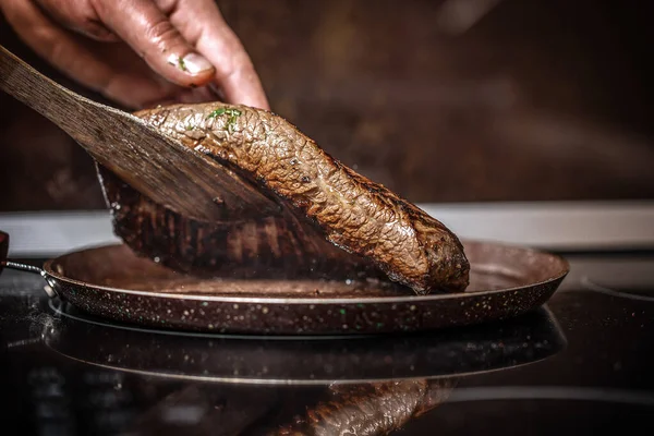 Proceso Cocción Tacos Con Filete Ternera Parrilla Con Guacamole Artesanal — Foto de Stock