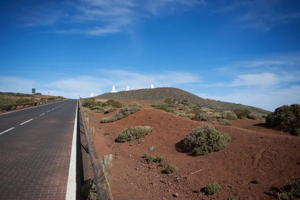 Teleskopa giden yolu olan doğal ada.