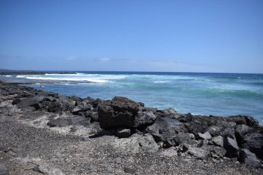 Pasifik Okyanusu 'ndaki sörfçüler Tenerife yakınlarında