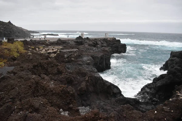 Pasifik Okyanusu Nun Kayaları Suyu — Stok fotoğraf