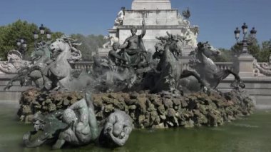 Girondins, Esplanade des Quinconces, Bordeaux Çeşmesi