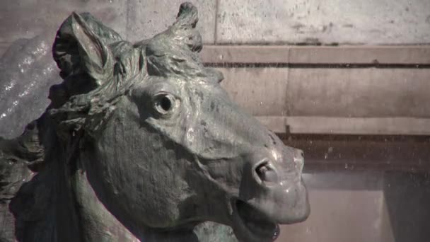 Fontána Girondins, Esplanade des Quinconces, Bordeaux — Stock video