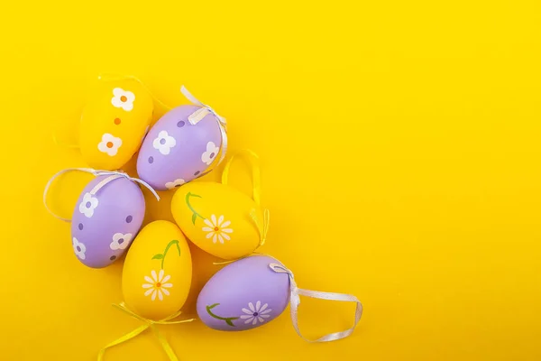 Colored Easter Eggs Patterns Yellow Background — Stock Photo, Image