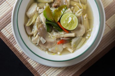 Tom yum Tayland gıda