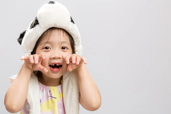 Barn låtsas djurens bakgrund / barn låtsas djur / barn låtsas djur, Panda, Studio isolerade bakgrund — Stockfoto