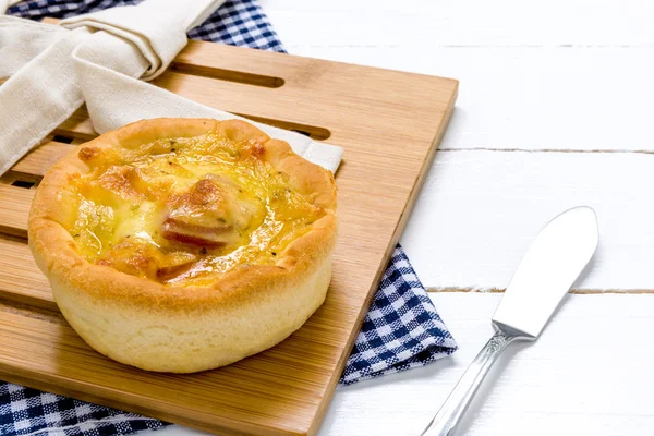 Fondo de pan de queso / Pan de queso / Pan de queso para el desayuno Fondo blanco — Foto de Stock