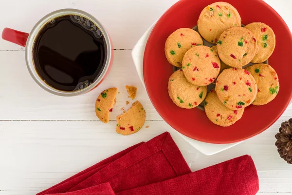 Snack mit Kaffee Hintergrund / Snack mit Kaffee / Snack mit Kaffee auf weißem Hintergrund — Stockfoto