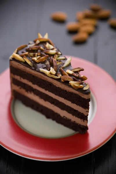 Chocolate Cake with Almond / Chocolate Cake / Chocolate Cake with Almond on Black Table — Stock Photo, Image