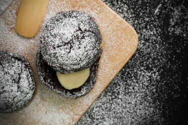 Tatlı arka plan / tatlı / tatlı siyah arka plan üzerine