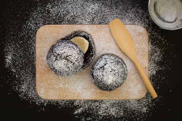 Fundo Donut / Donut / Donut em fundo preto — Fotografia de Stock