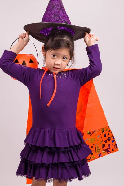 Kid in Witch Costume on White / Kid in Witch Costume / Kid in Witch Costume, Studio Shot — Stock Photo, Image