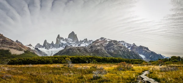 Panoráma a Mount Fitz Roy, Patagónia Argentína — Stock Fotó