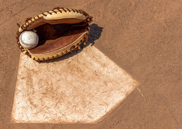 Baseball Catcher Maschera facciale e piastra toracica — Foto Stock