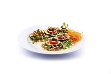 domates pesto havuç ve susam snack