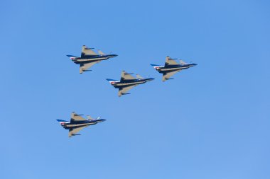 Nakhonratchasima, Tayland 26 Kasım 2015: F16 Gripen ve Au