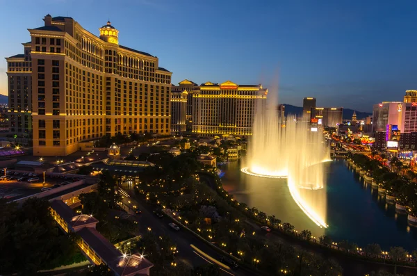 Las Vegas, Nv, Amerika Birleşik Devletleri - Mayıs 2013, görünümü Bellagio çeşmenin alacakaranlıkta