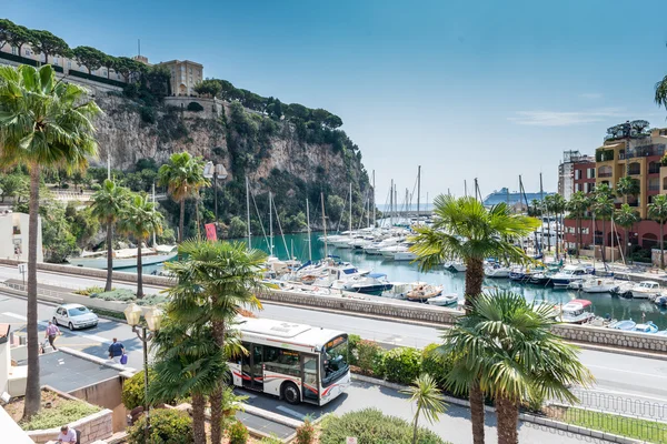 Pretty Fontvieille Harbour and Rocher, Monaco — Stock Photo, Image