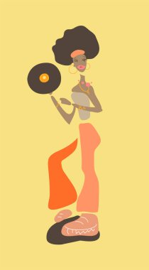Retro disko kıyafetleri giymiş vinil diskli Afrikalı bir kız. Minimalist vektör illüstrasyonu. Ağ için poster, el ilanı, dekoratif unsur. İzole edilmiş. Koyu sarı arkaplan.
