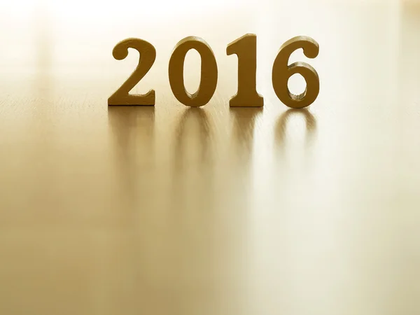 Text zlata 2016, udělat ze dřeva. Zlatý rok 2016. — Stock fotografie