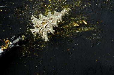 Yeni Yıl Dekorasyonu, 2021 'de Kapanış.