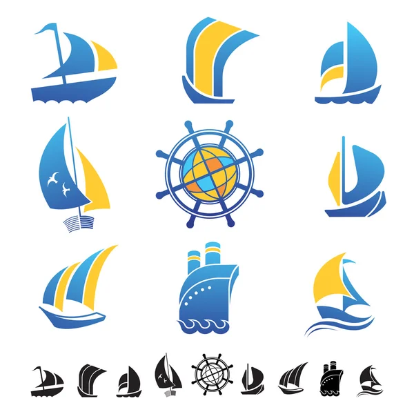 Set of icons with boats silhouettes — Stock Vector