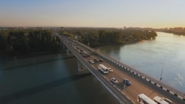 Köprü ve Nehri havadan görünümü