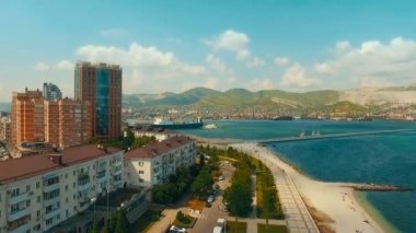 Novorossiysk dolgu üzerinde uçuş