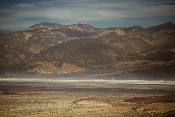 Drogach Kalifornia i Nevada, krajobrazy Ameryki — Zdjęcie stockowe