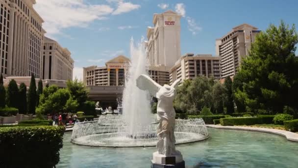 Steadicam Las Vegas Caesars Palace. Fontän. — Stockvideo